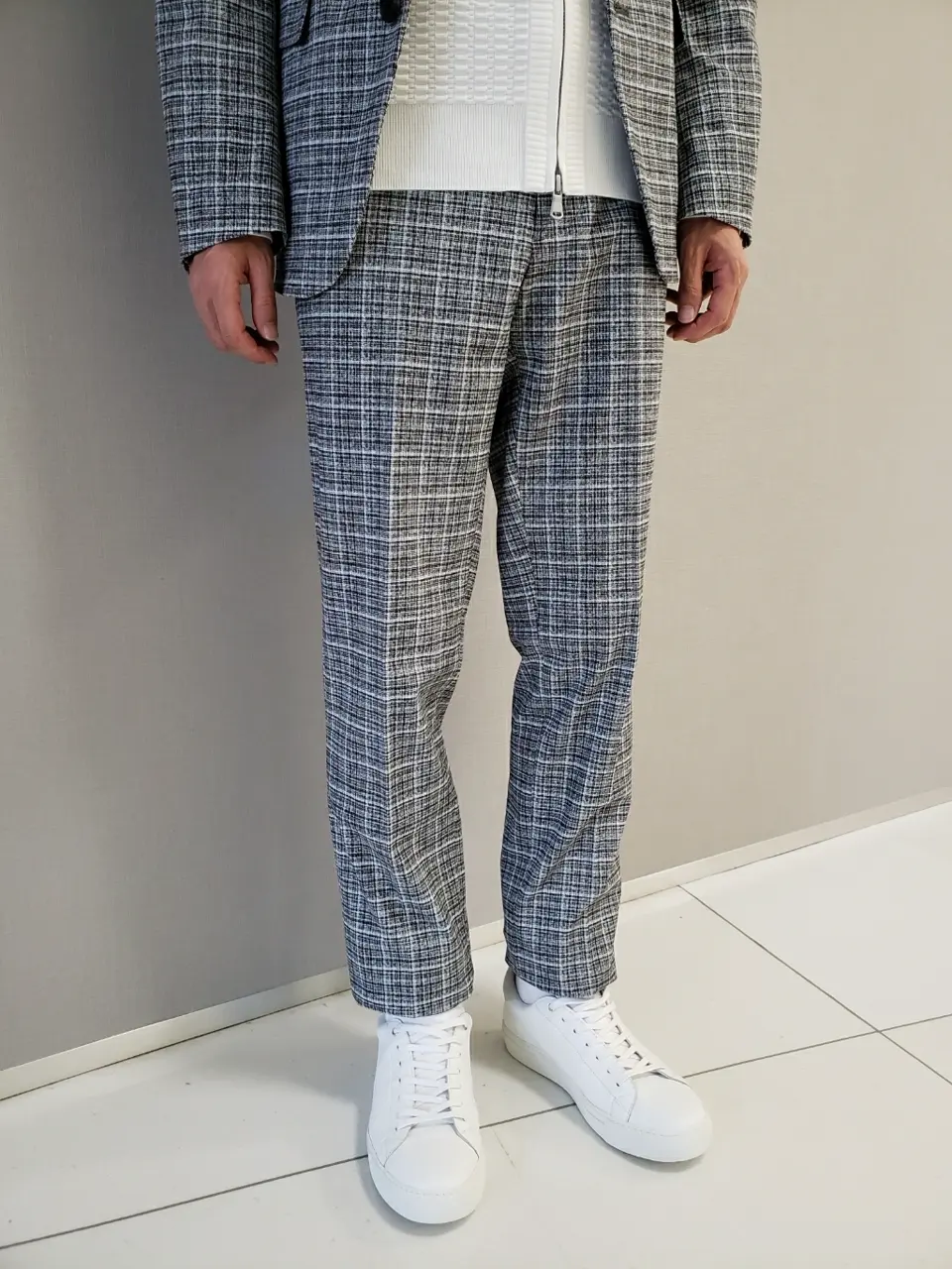 JOSEPH HOMME 泉 コーディネート画像