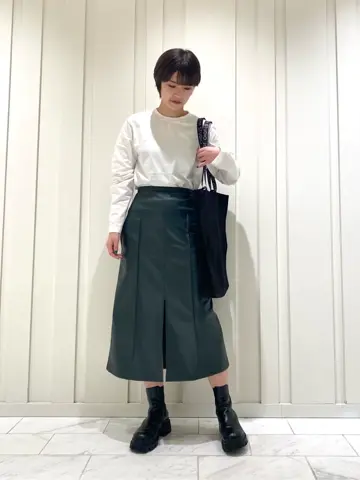 JOSEPH STUDIO スタッフ コーディネート画像