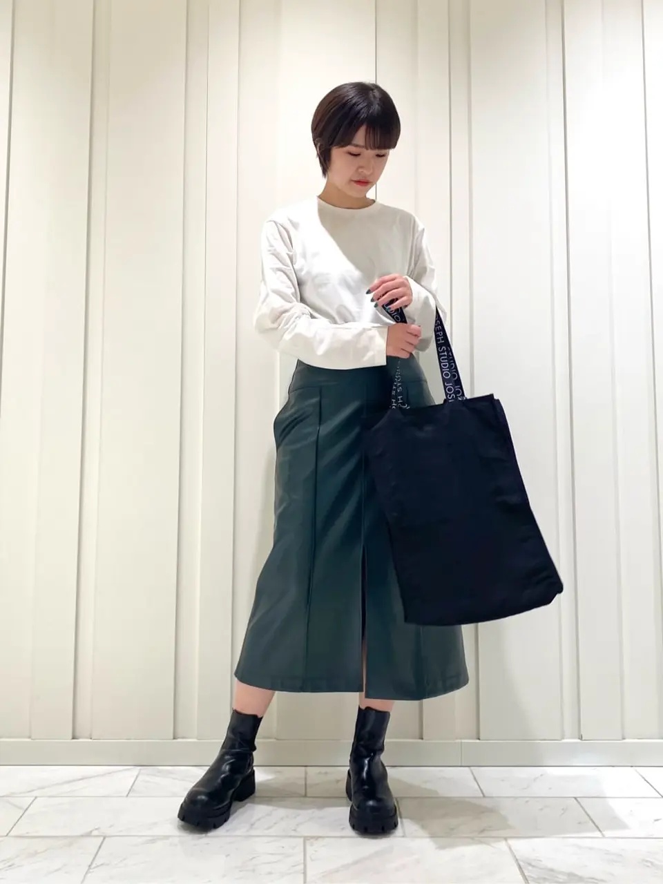 JOSEPH STUDIO スタッフ コーディネート画像