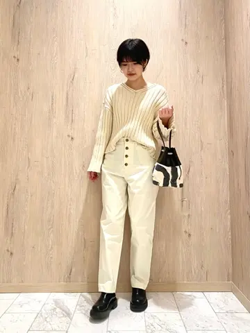 JOSEPH STUDIO スタッフ コーディネート画像