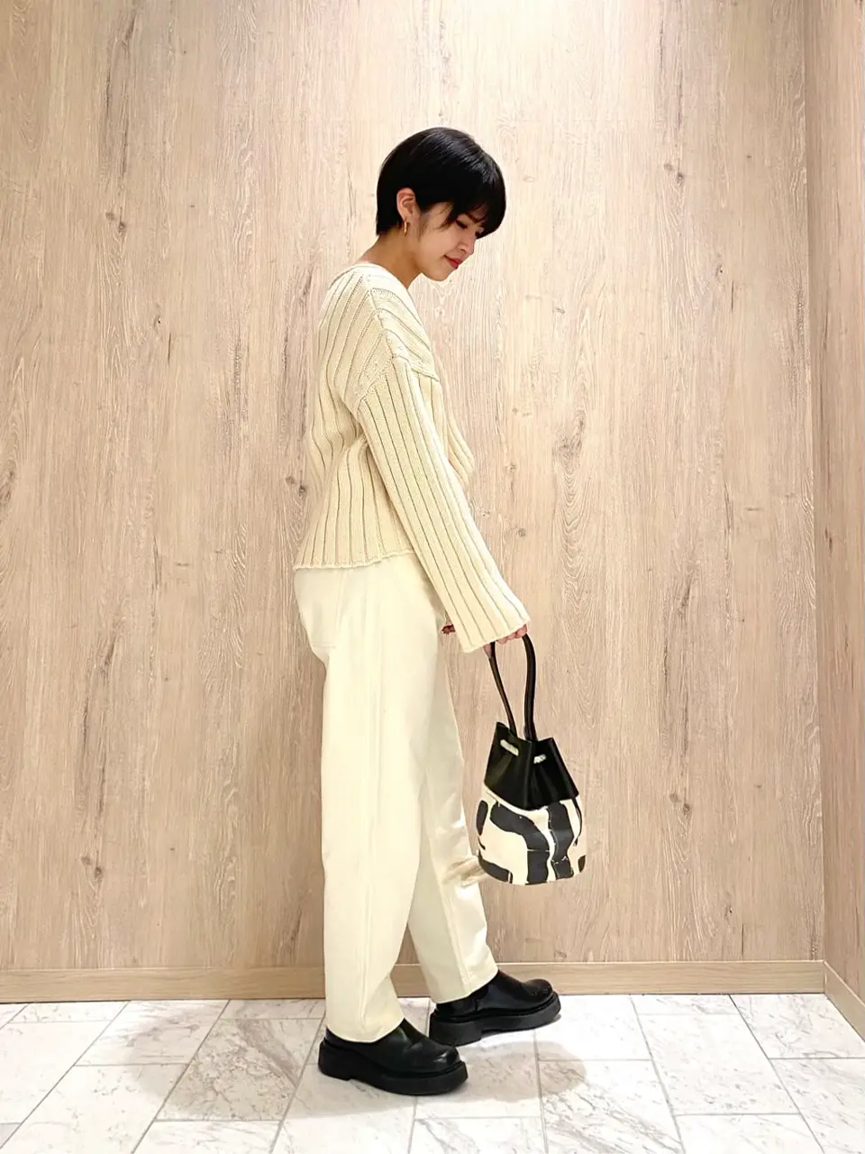 JOSEPH STUDIO スタッフ コーディネート画像