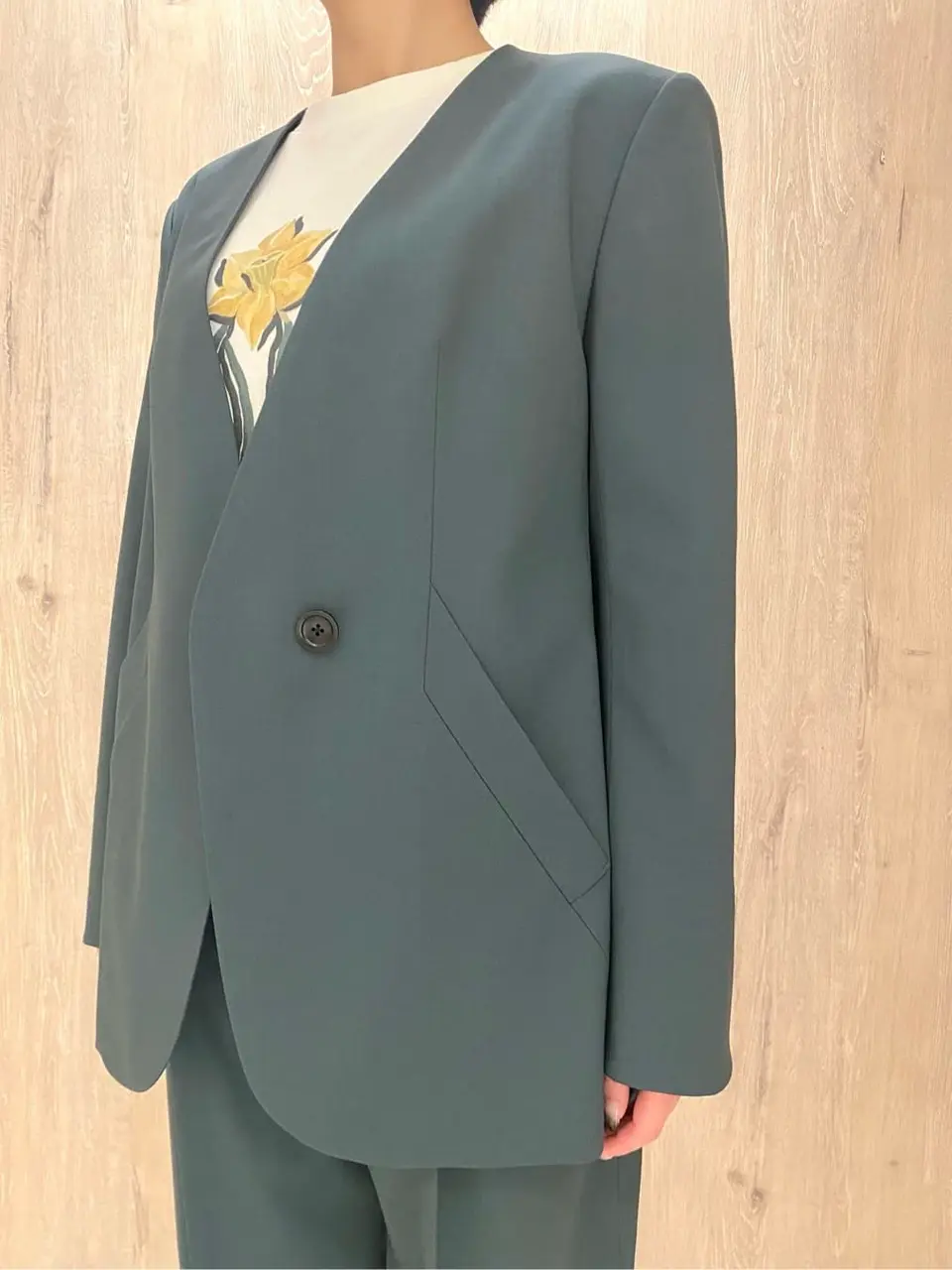 JOSEPH STUDIO スタッフ コーディネート画像