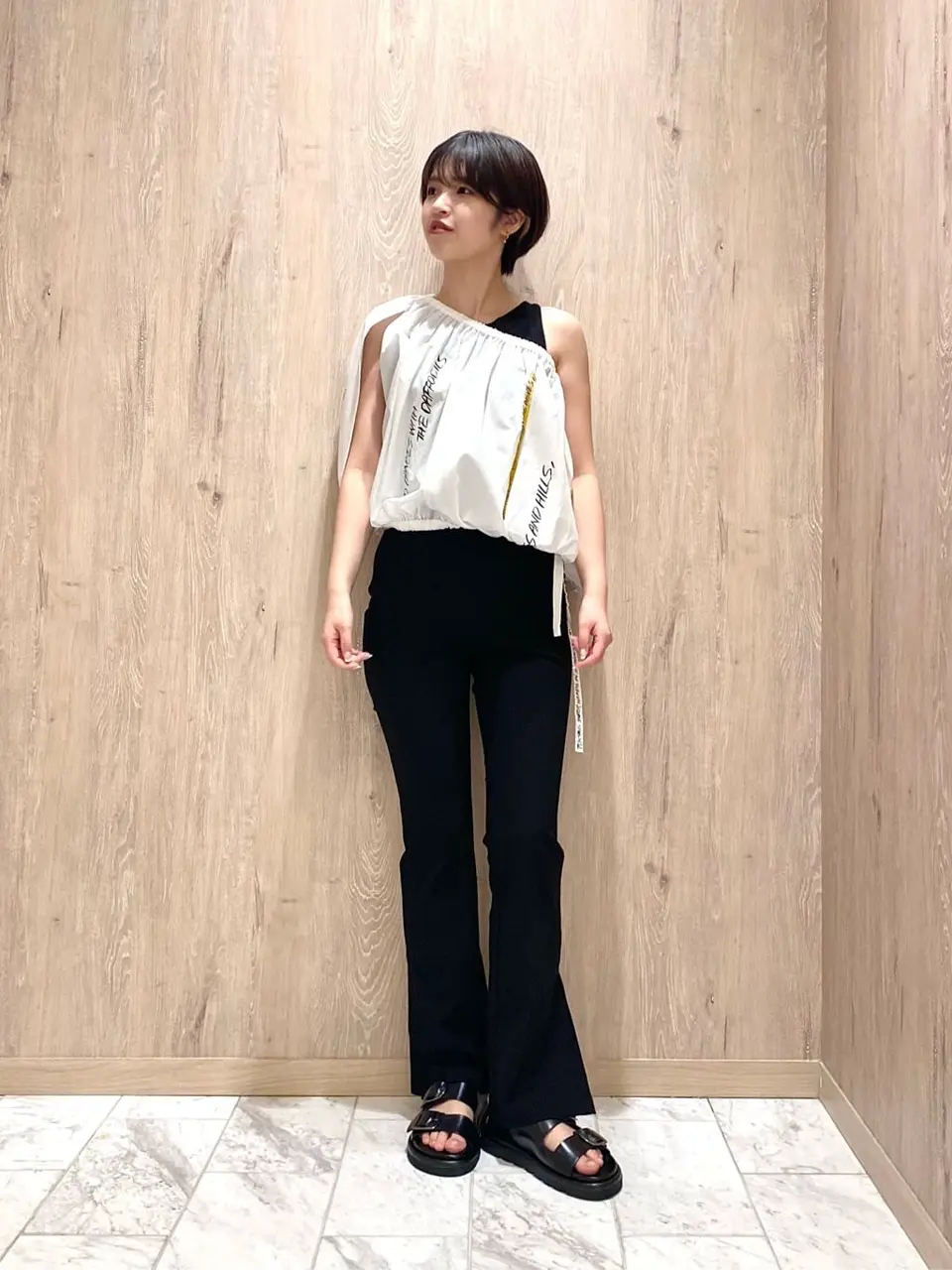 JOSEPH STUDIO スタッフ コーディネート画像