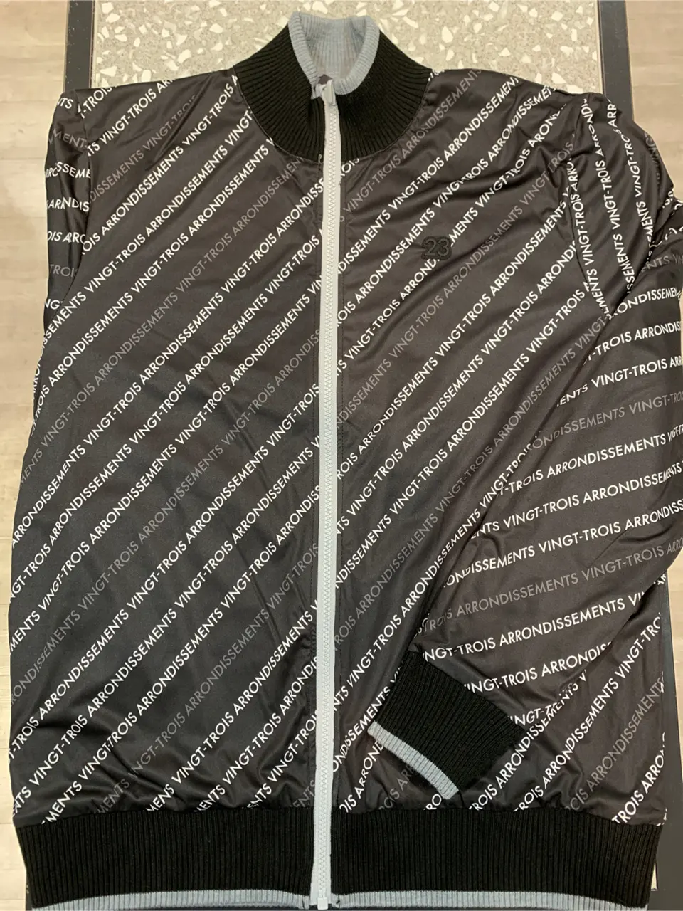 23区GOLF 松屋スタッフ コーディネート画像