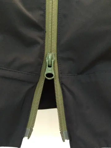 23区GOLF 山下 コーディネート画像