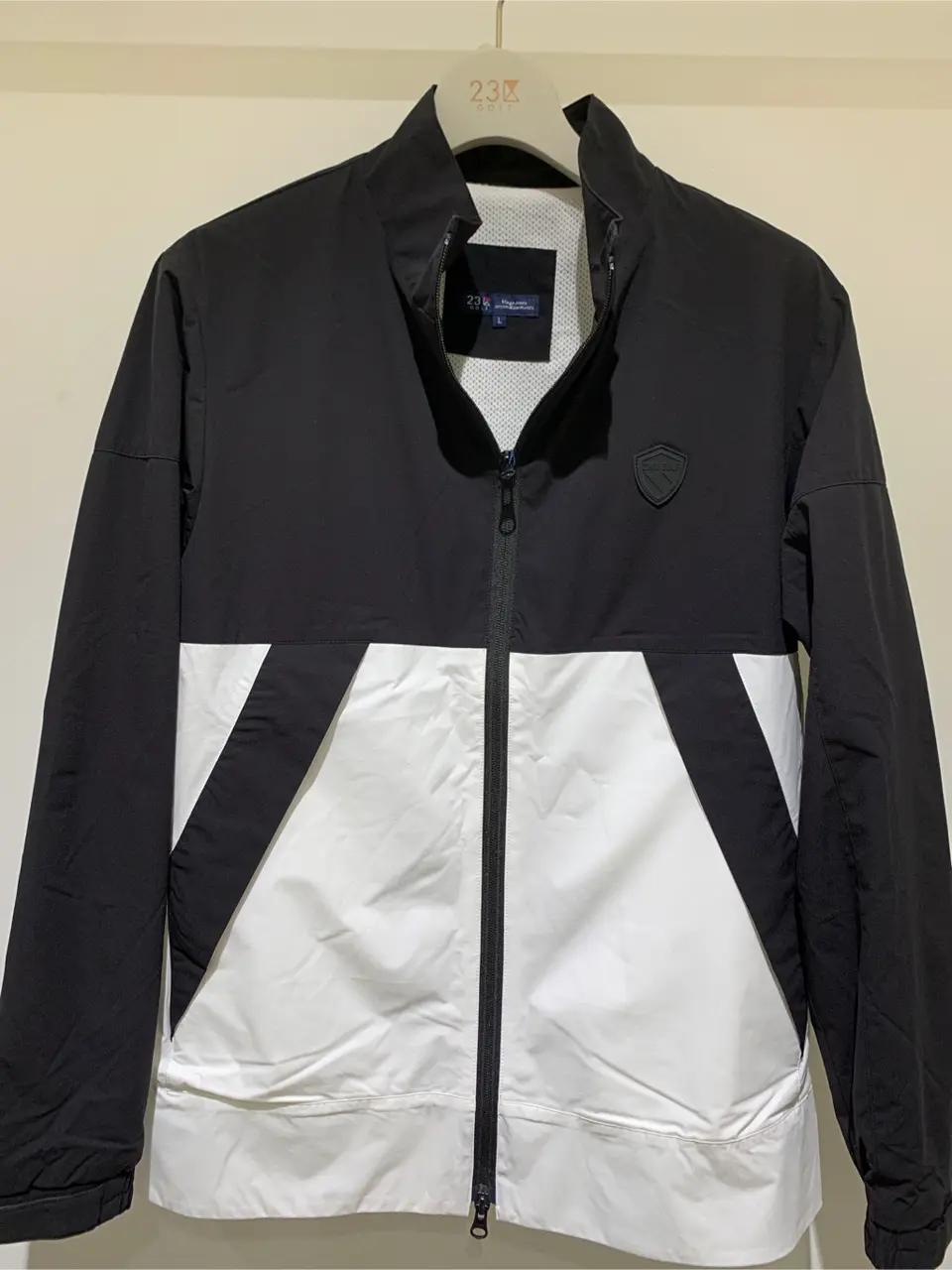 23区GOLF 松屋スタッフ コーディネート画像