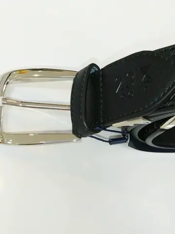 23区GOLF 山下 コーディネート画像