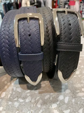 23区GOLF 松屋スタッフ コーディネート画像