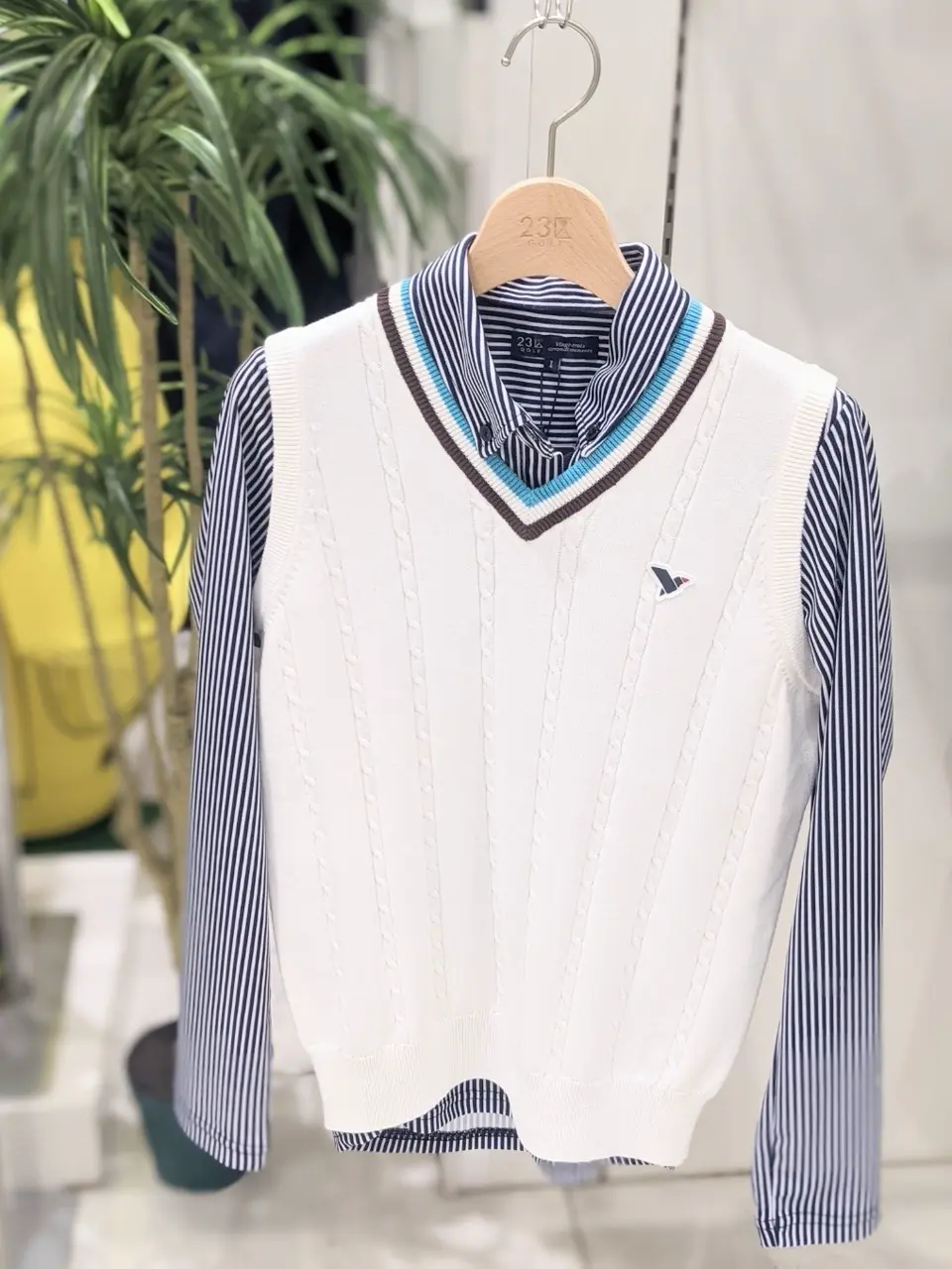 23区GOLF 市川真理子 コーディネート画像