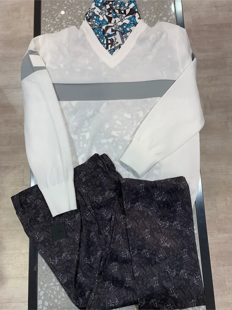 23区GOLF 松屋スタッフ コーディネート画像