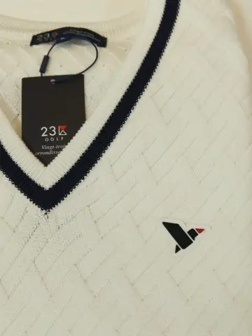 23区GOLF 山下 コーディネート画像