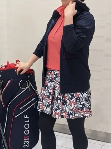 23区GOLF 市川真理子 コーディネート画像
