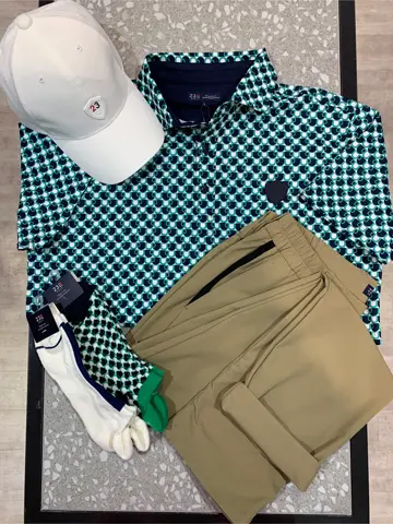 23区GOLF 松屋スタッフ コーディネート画像