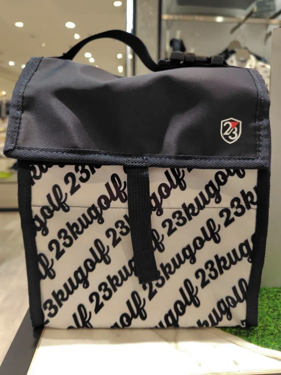 23区GOLF スタッフ コーディネート画像