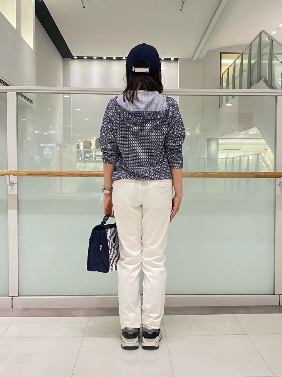 23区GOLF 草野 コーディネート画像