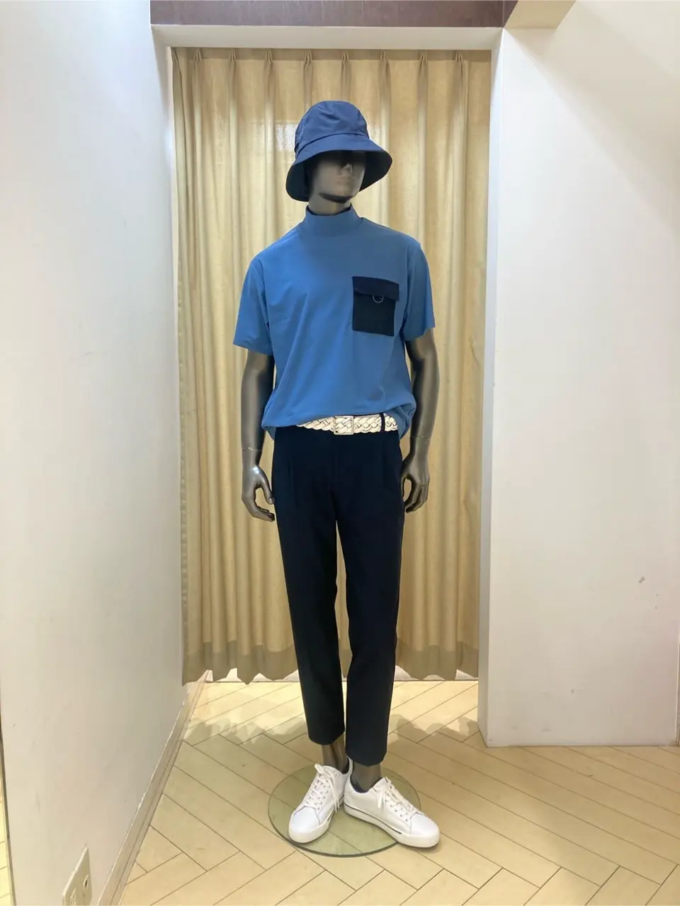 23区GOLF スタッフ コーディネート画像