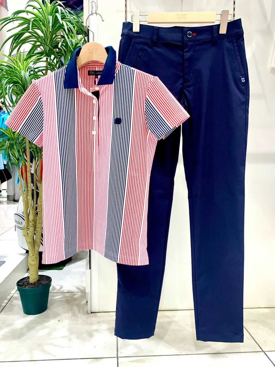 23区GOLF 上野 コーディネート画像