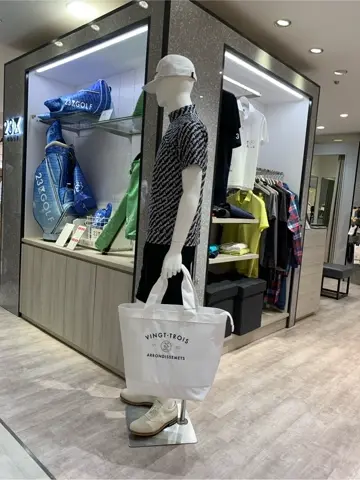 23区GOLF 松屋スタッフ コーディネート画像