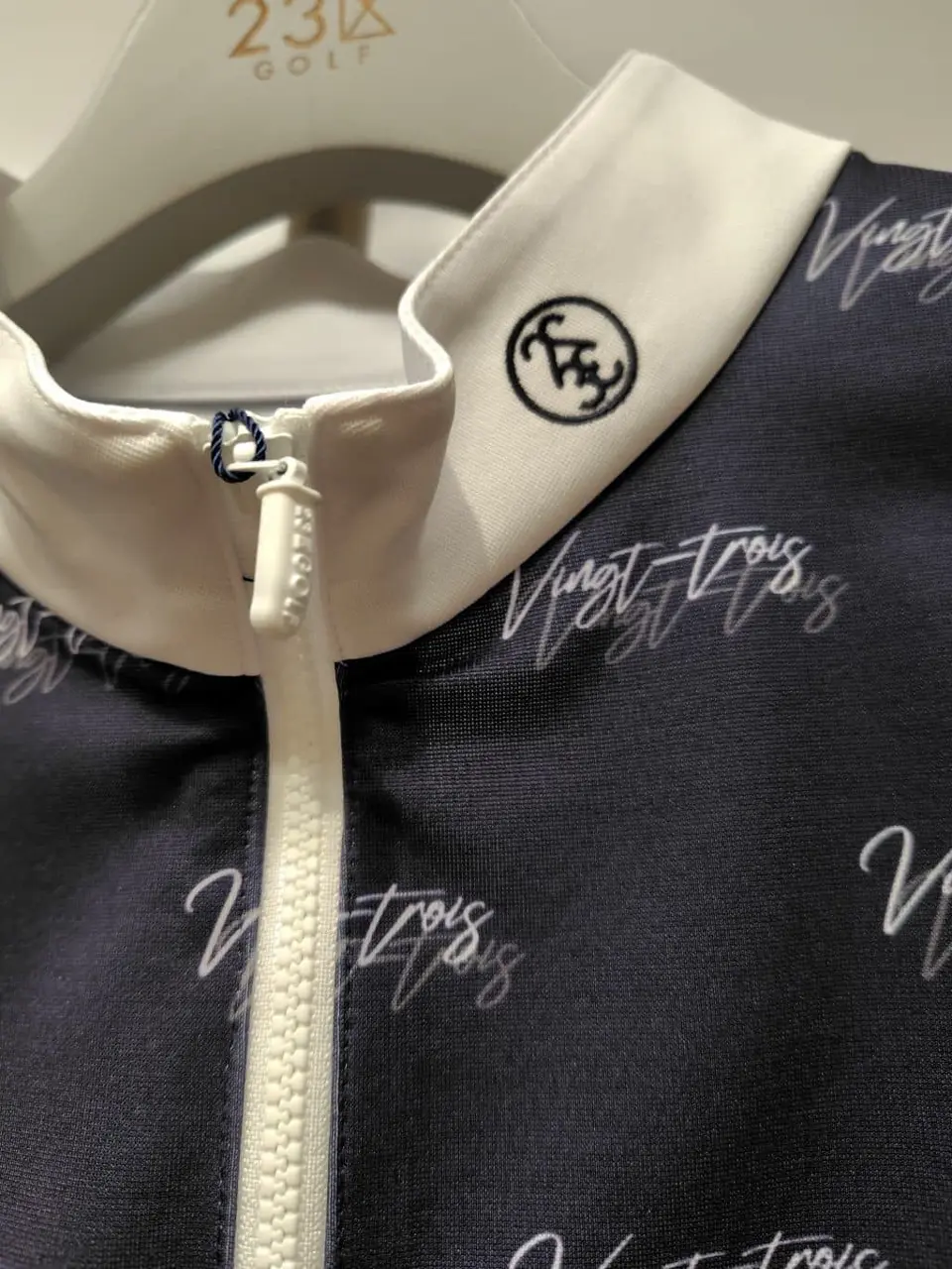 23区GOLF スタッフ コーディネート画像