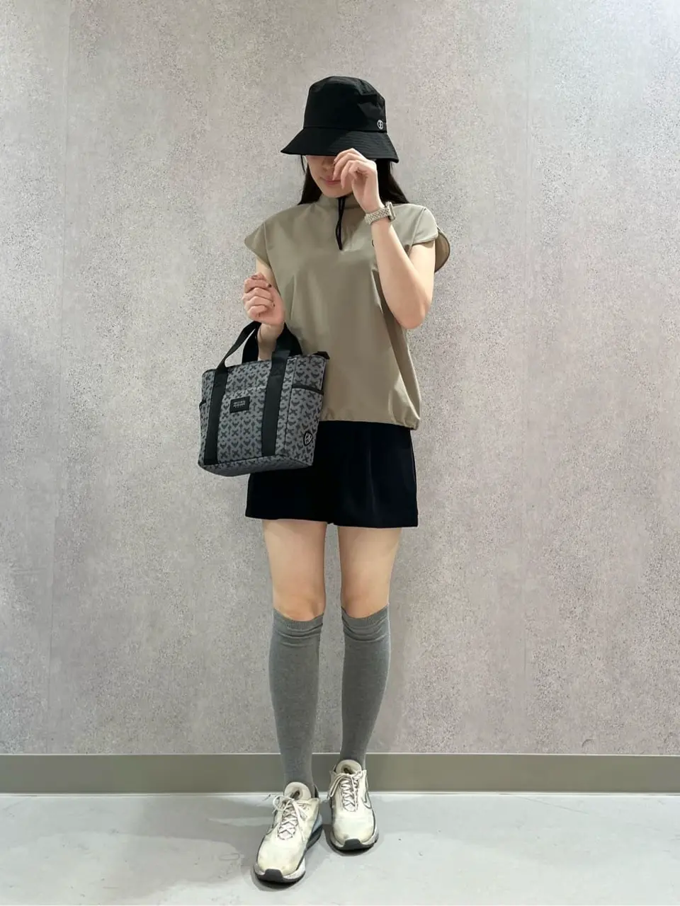 23区GOLF 松尾 コーディネート画像