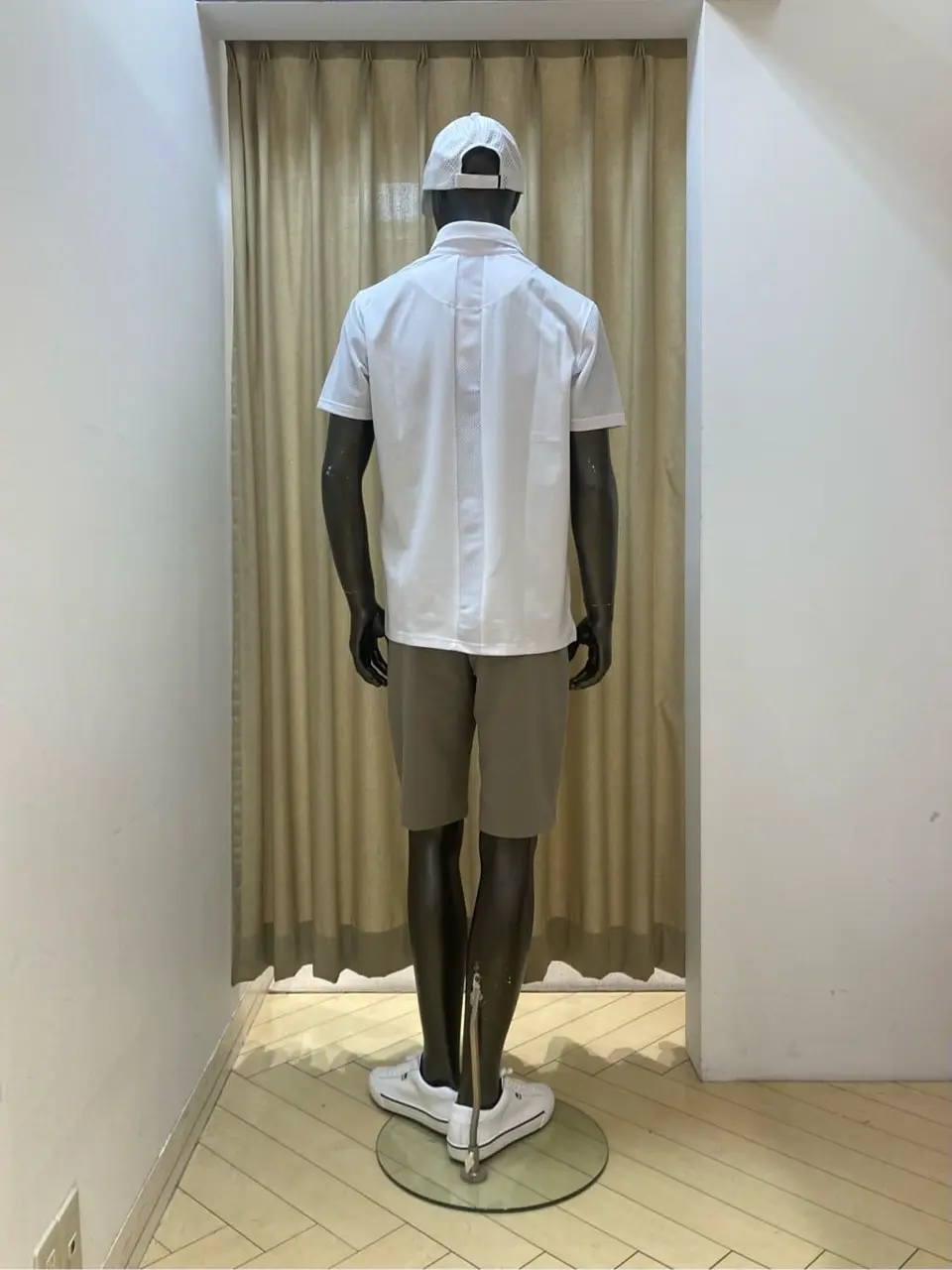 23区GOLF スタッフ コーディネート画像