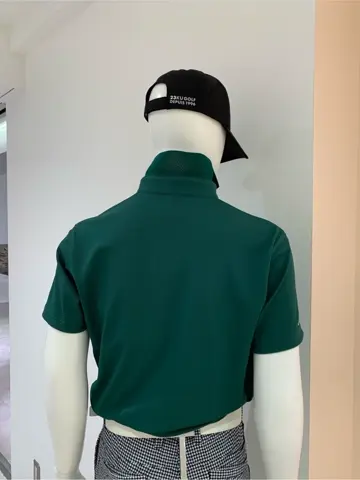 23区GOLF 松屋スタッフ コーディネート画像