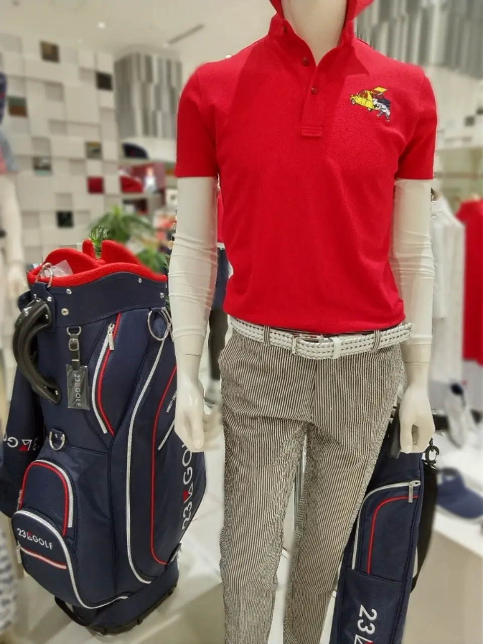 23区GOLF スタッフ コーディネート画像