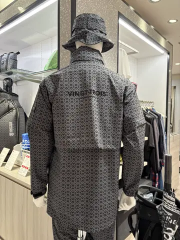 23区GOLF 松屋スタッフ コーディネート画像