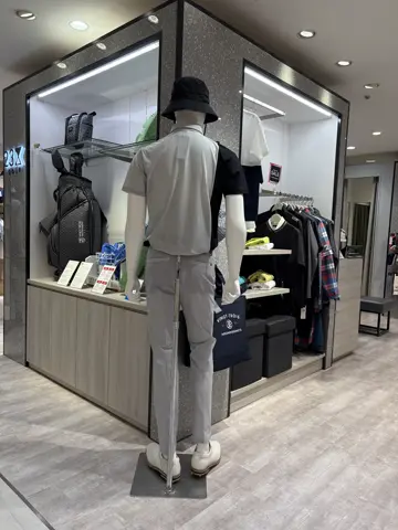 23区GOLF 松屋スタッフ コーディネート画像