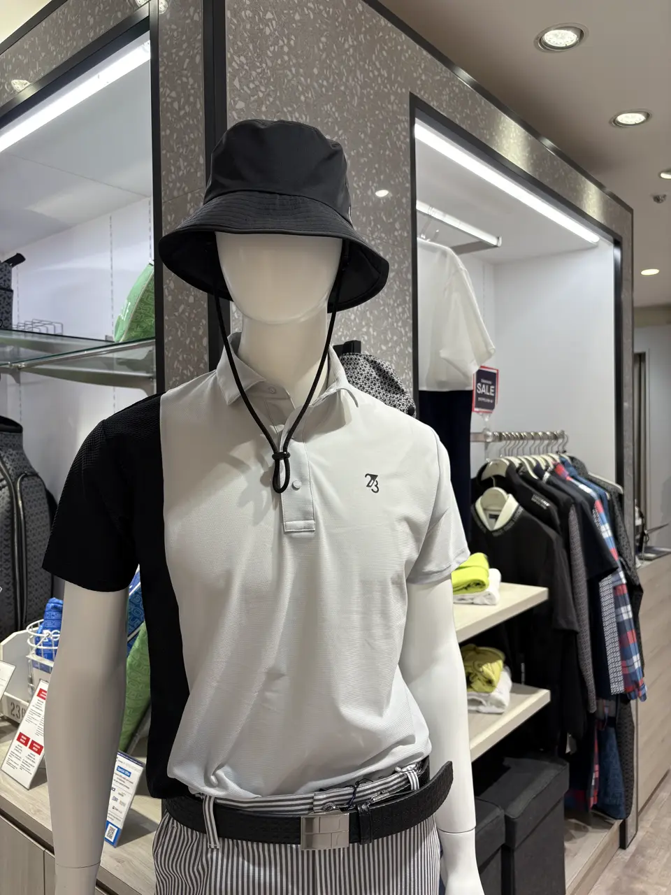 23区GOLF 松屋スタッフ コーディネート画像