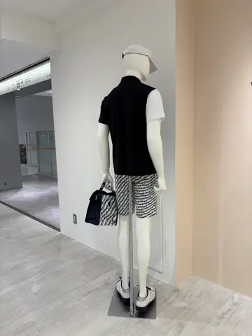 23区GOLF 松屋スタッフ コーディネート画像