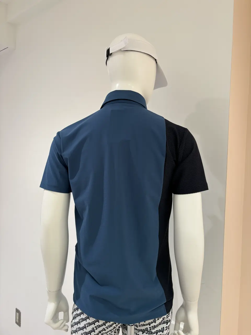 23区GOLF 松屋スタッフ コーディネート画像