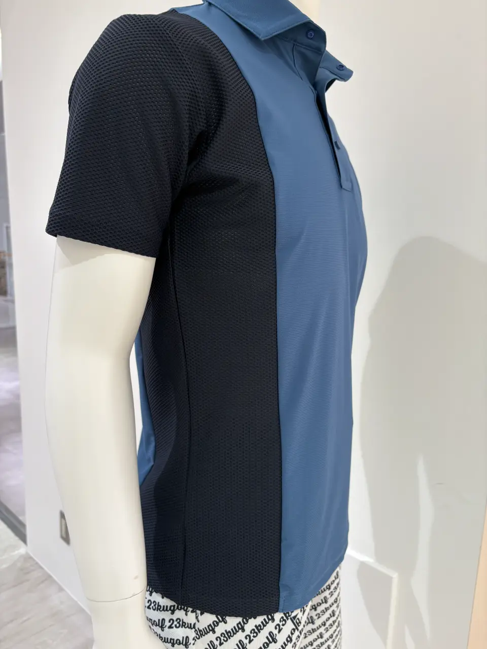 23区GOLF 松屋スタッフ コーディネート画像