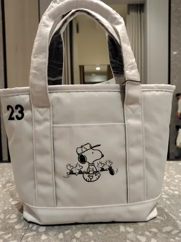 23区GOLF スタッフ コーディネート画像