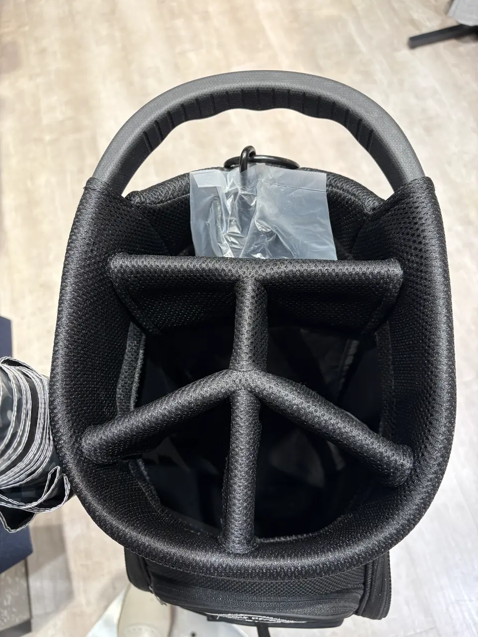 23区GOLF 松屋スタッフ コーディネート画像