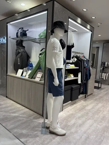 23区GOLF 松屋スタッフ コーディネート画像