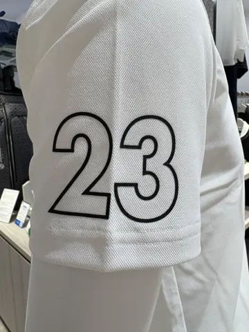 23区GOLF 松屋スタッフ コーディネート画像