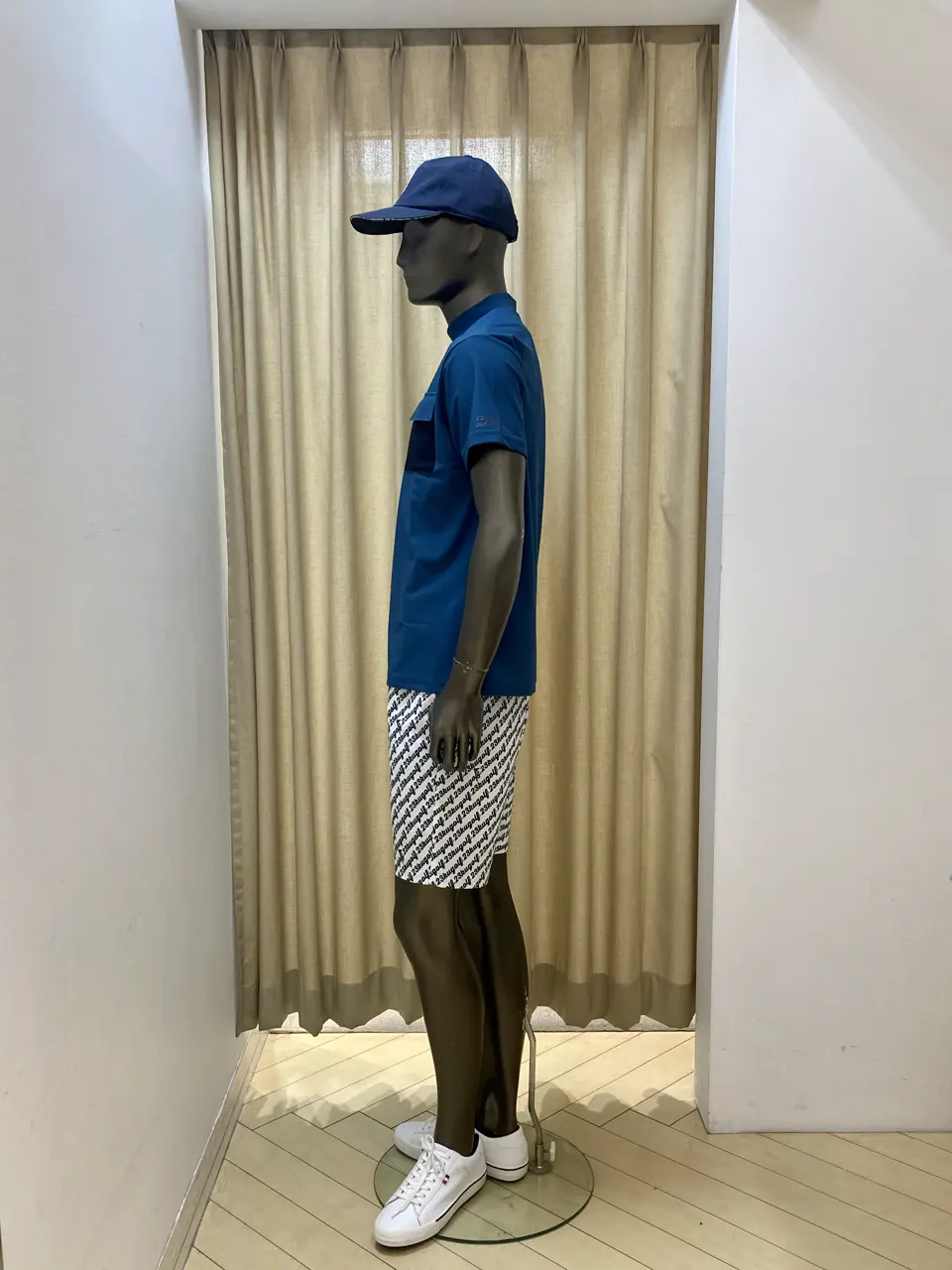 23区GOLF スタッフ コーディネート画像