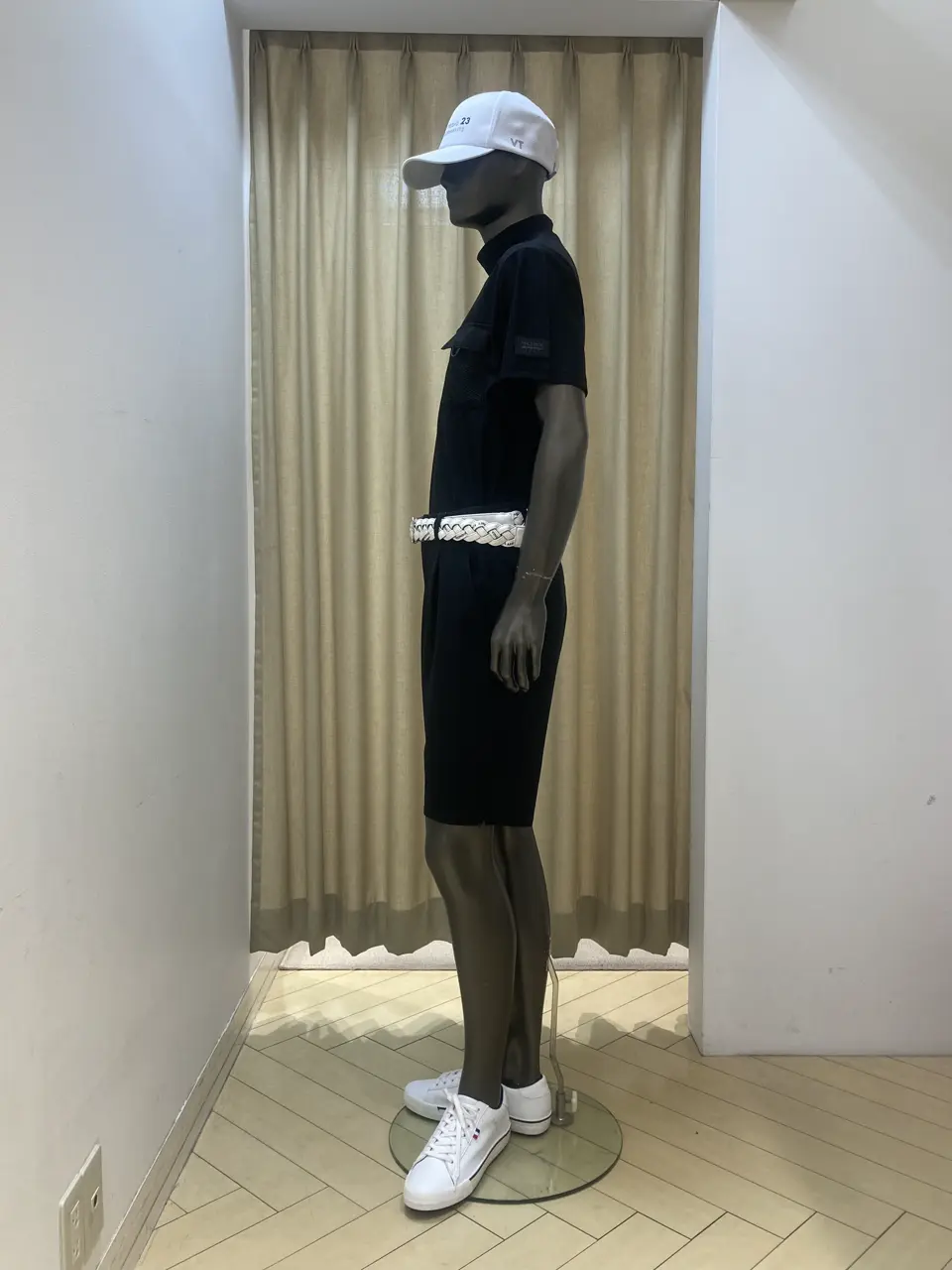 23区GOLF スタッフ コーディネート画像