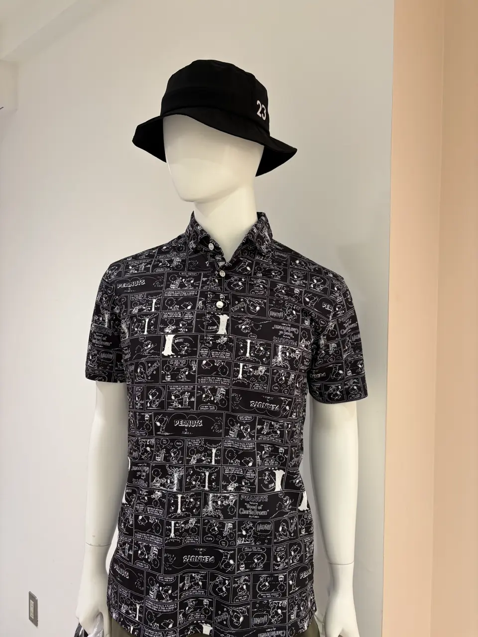 23区GOLF 松屋スタッフ コーディネート画像