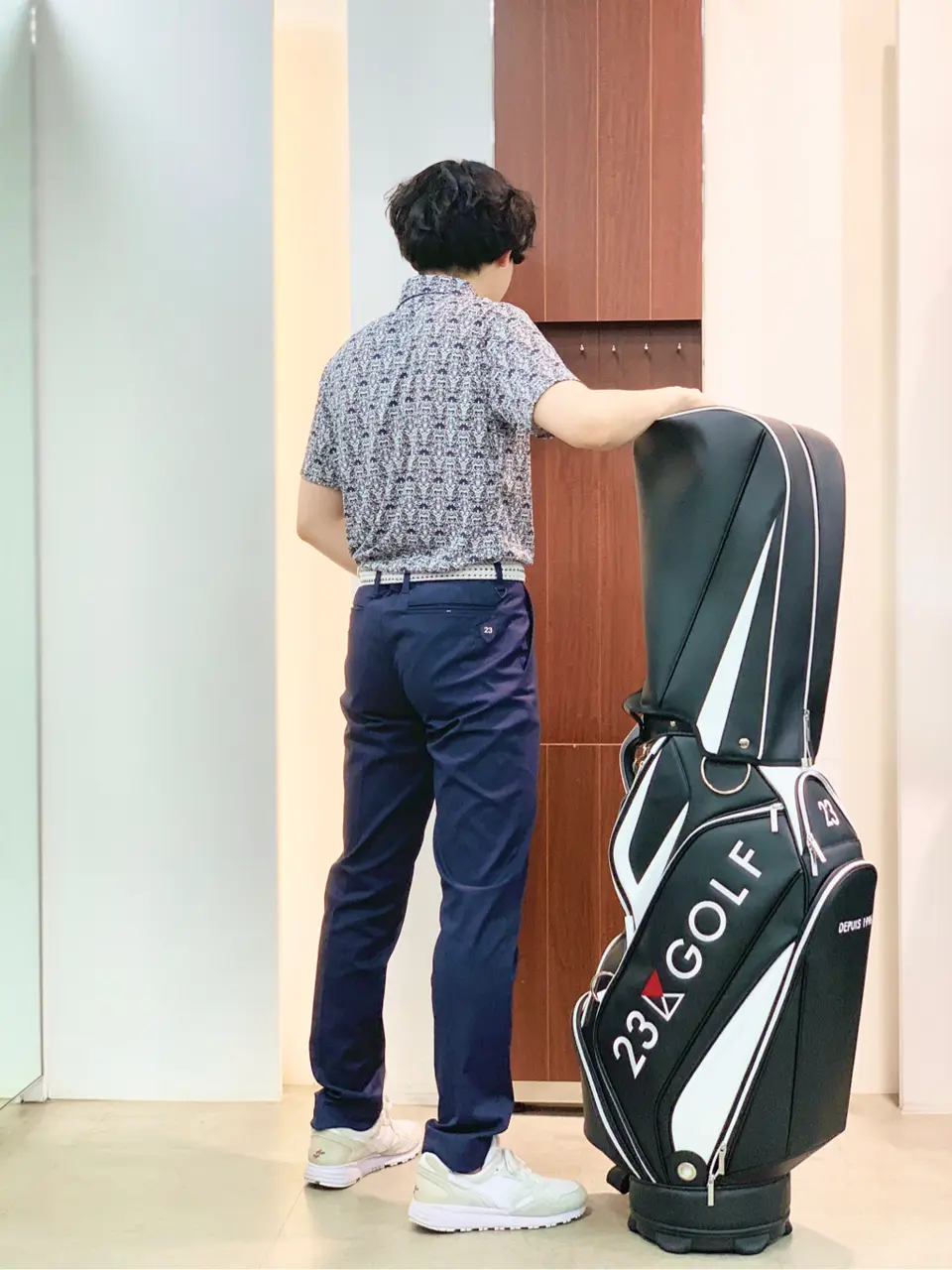 23区GOLF 板屋 コーディネート画像