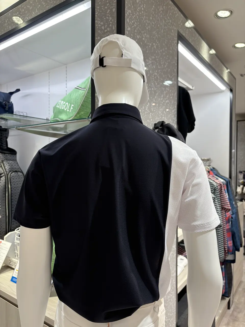 23区GOLF 松屋スタッフ コーディネート画像