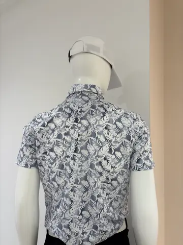 23区GOLF 松屋スタッフ コーディネート画像