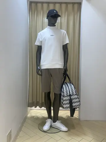 23区GOLF スタッフ コーディネート画像