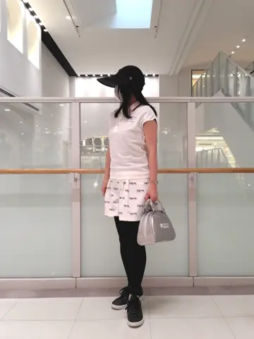 23区GOLF スタッフ コーディネート画像