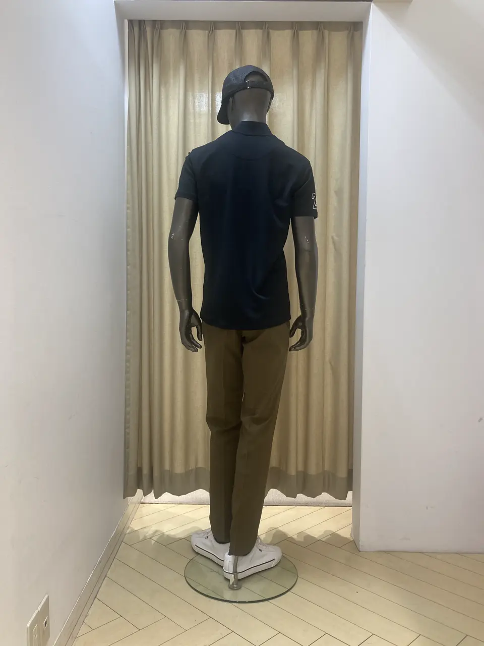 23区GOLF スタッフ コーディネート画像