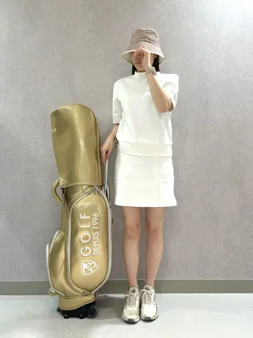 23区GOLF 松尾 コーディネート画像