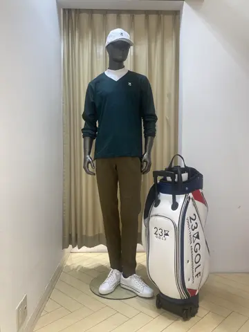 23区GOLF スタッフ コーディネート画像