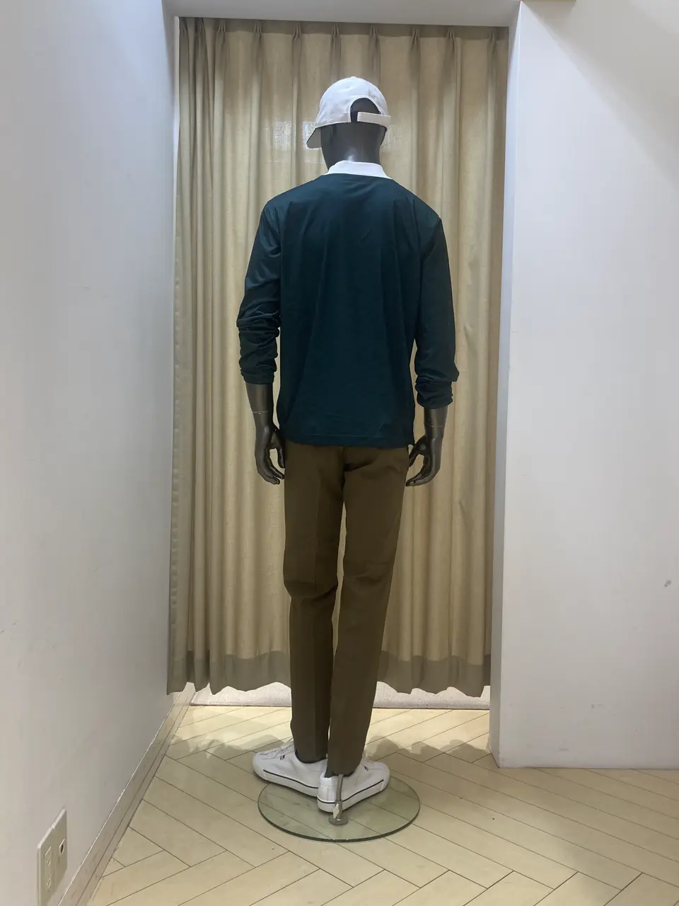 23区GOLF スタッフ コーディネート画像