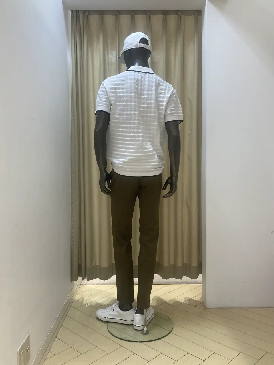 23区GOLF スタッフ コーディネート画像